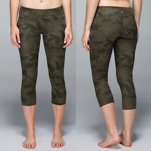 Lululemon Wunder Under Crop Full-On Luxtreme Savasana Camo Fatigue Green Sz 8